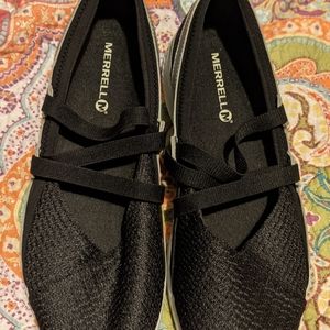 NWOT Merrell Mary Jane Sneakers